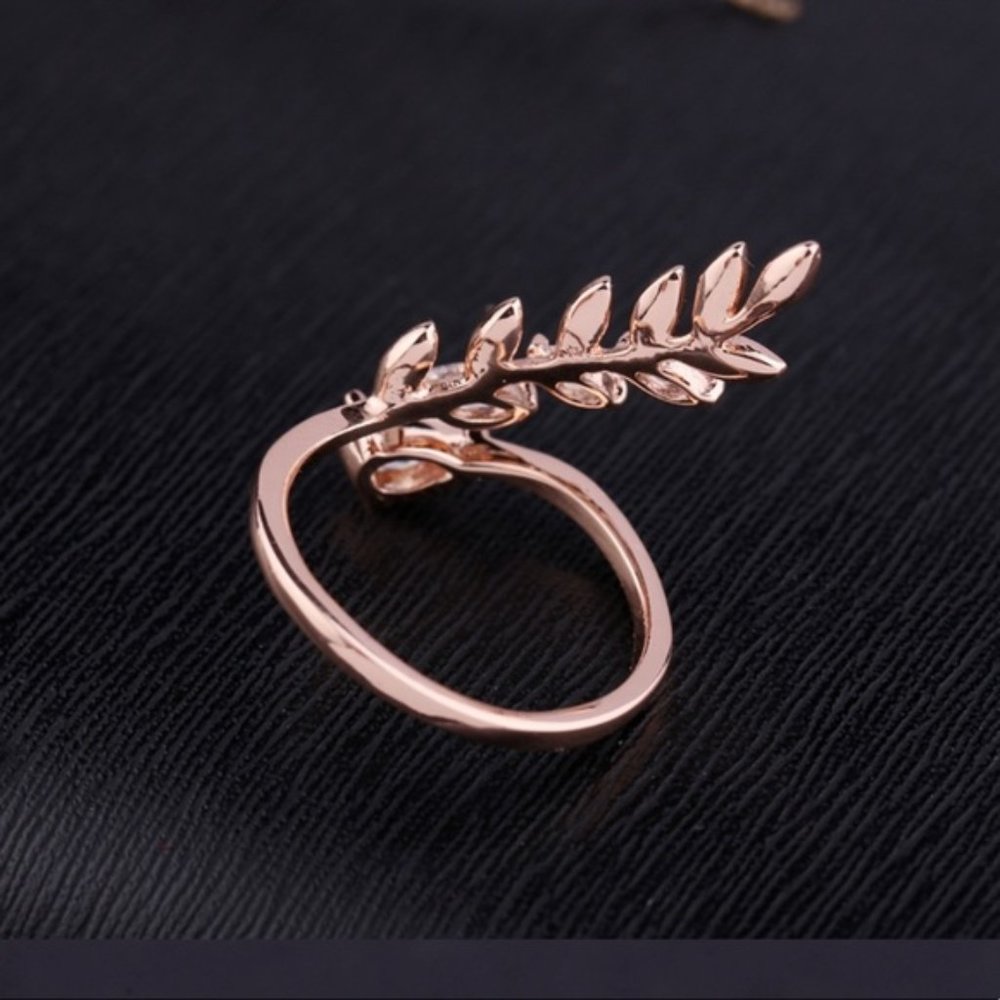 NEW ROSE GOLD DIAMOND LEAF ADJUSTABLE RING - Picture 3 of 6
